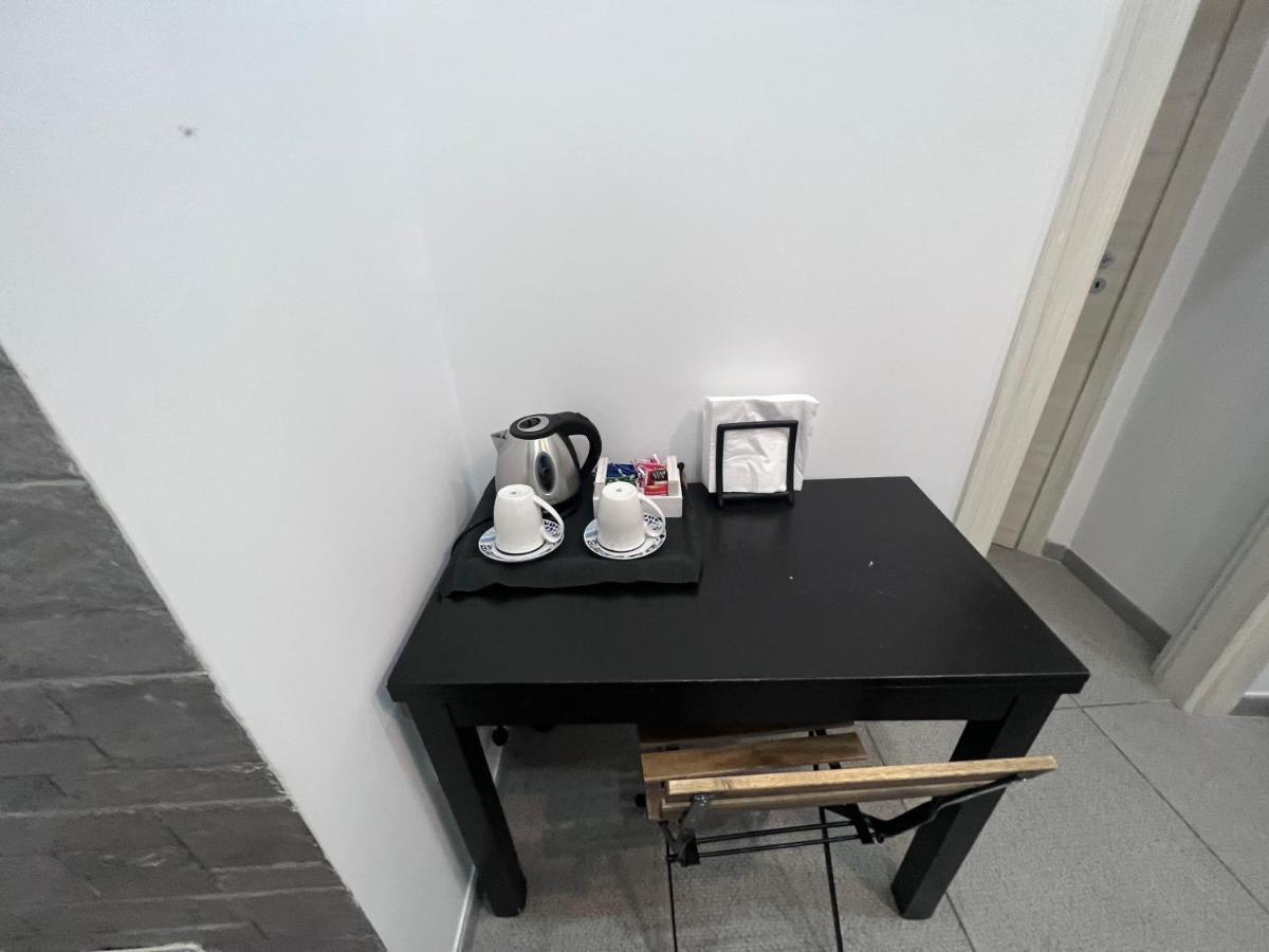 Apartment In The Center ナポリ エクステリア 写真